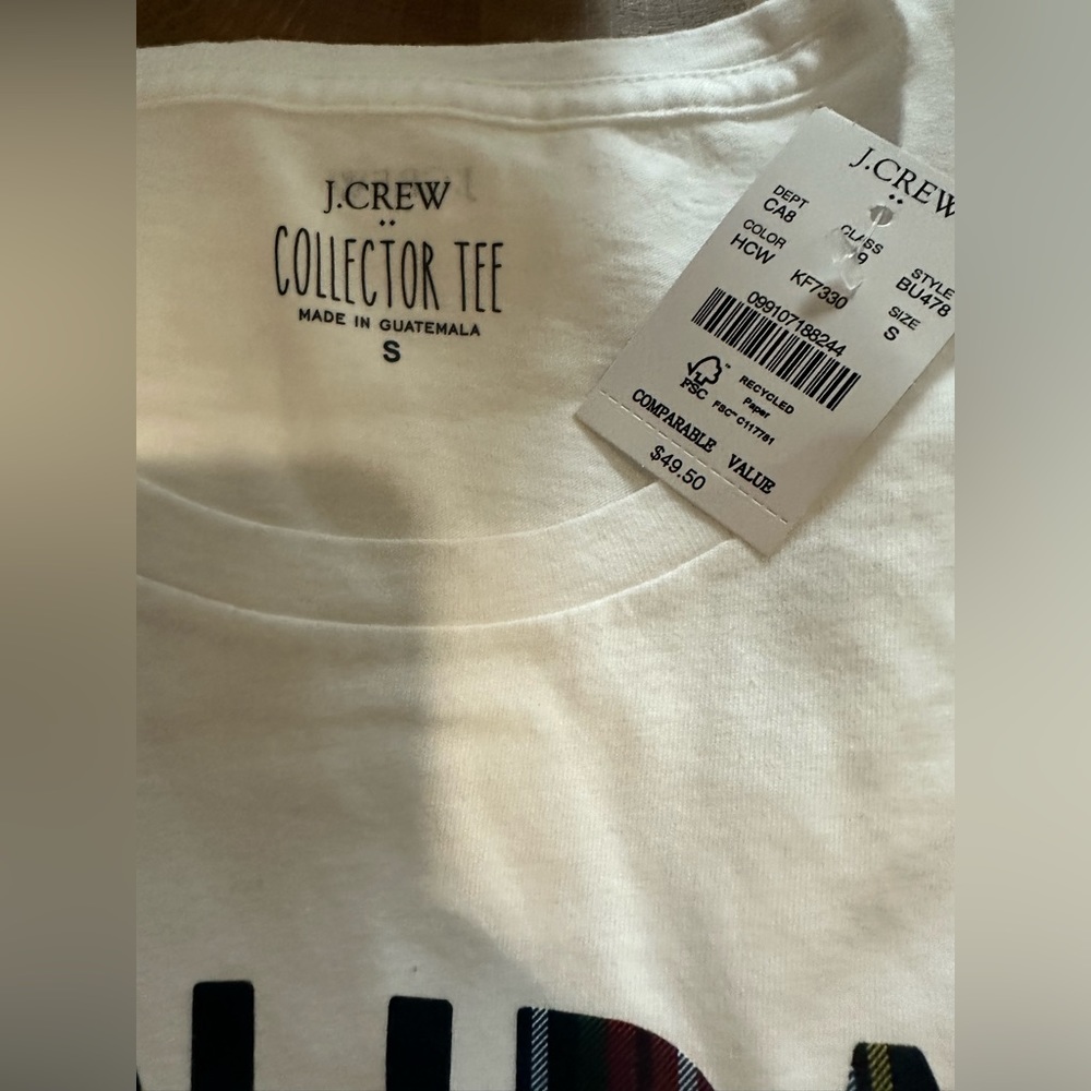 J.Crew NWT Plaid “Holiday Crew” Collector Graphic Tee - Picture 8 of 8